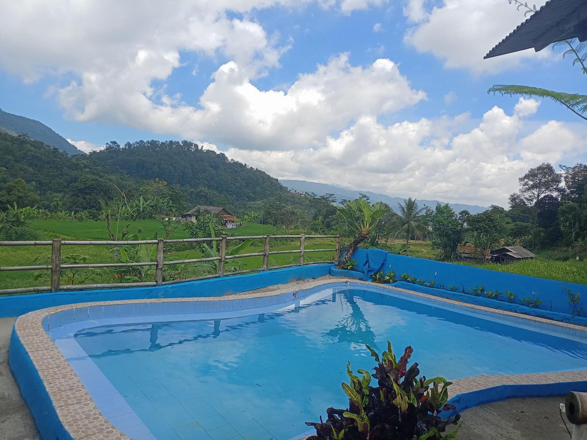 De Salak Homestay Bogor Exterior foto