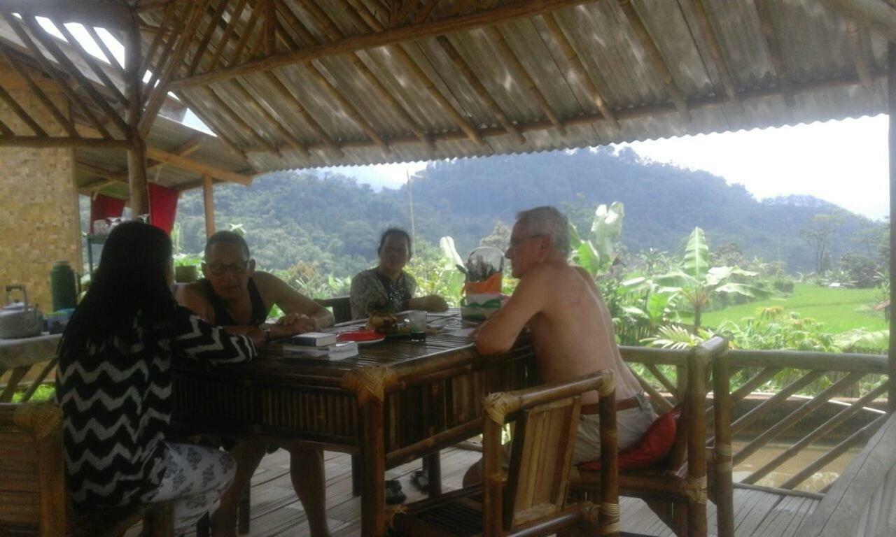 De Salak Homestay Bogor Exterior foto